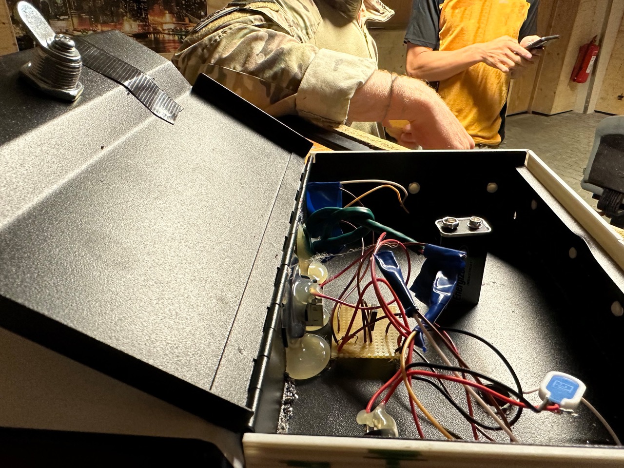 Training Device for Bomb Technician